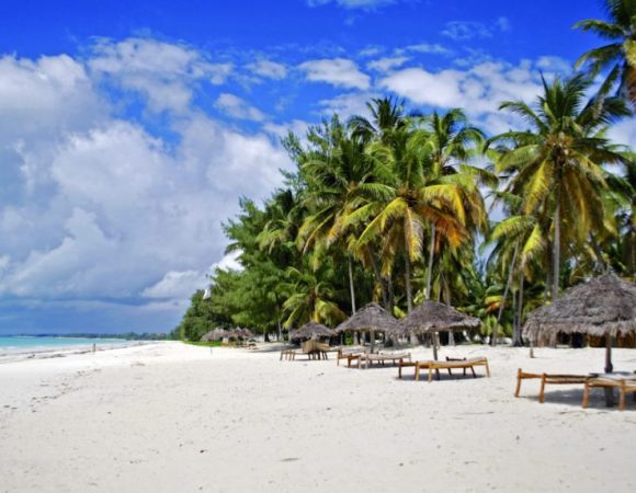 Zanzibar-beach-holiday-1024x573